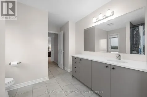 706 Parade Drive Ottawa ON K2S 0Z4