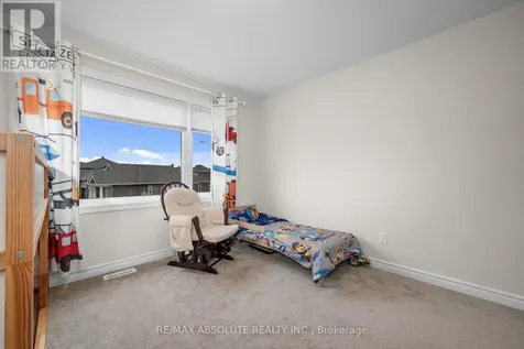 706 Parade Drive Ottawa ON K2S 0Z4