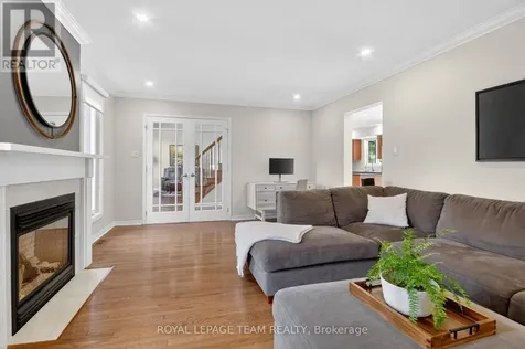 7116 Quinnfield Way Ottawa ON K4P 1B6