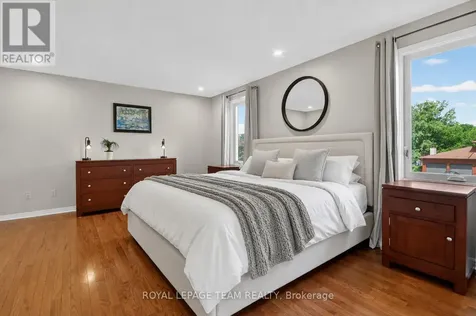 7116 Quinnfield Way Ottawa ON K4P 1B6