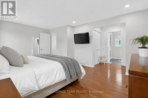 7116 Quinnfield Way Ottawa ON K4P 1B6