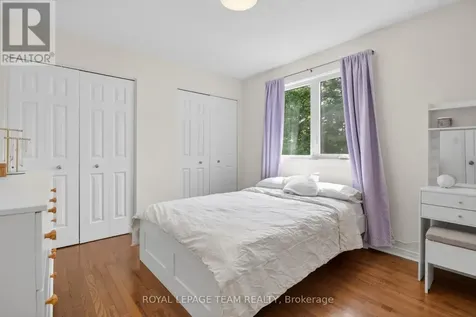 7116 Quinnfield Way Ottawa ON K4P 1B6