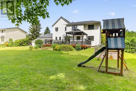 7116 Quinnfield Way Ottawa ON K4P 1B6
