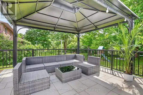 7116 Quinnfield Way Ottawa ON K4P 1B6