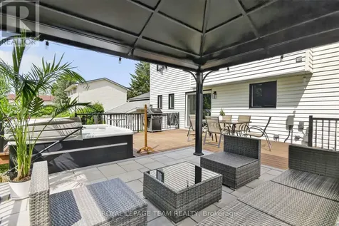 7116 Quinnfield Way Ottawa ON K4P 1B6