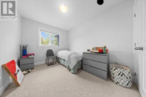 52 Porter Street Ottawa ON K2S 2L9