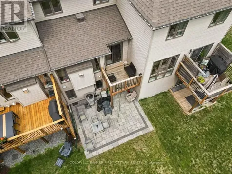 52 Porter Street Ottawa ON K2S 2L9