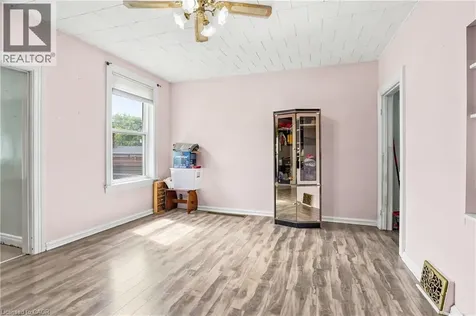 22 Cheever Street Hamilton ON L8L 5R7