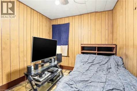 22 Cheever Street Hamilton ON L8L 5R7