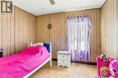 22 Cheever Street Hamilton ON L8L 5R7
