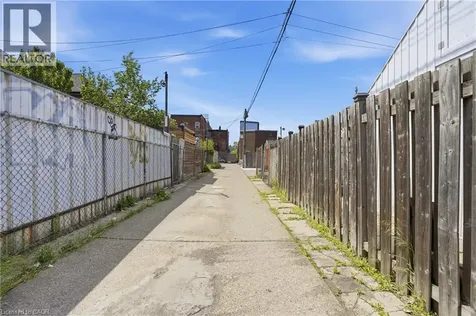 22 Cheever Street Hamilton ON L8L 5R7