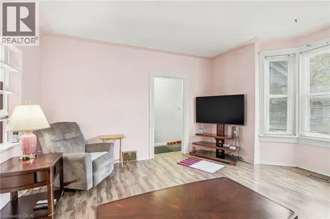 22 Cheever Street Hamilton ON L8L 5R7