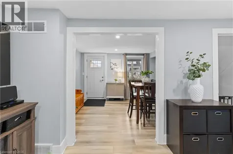 109 Wilton Avenue Welland ON L3C 2A1