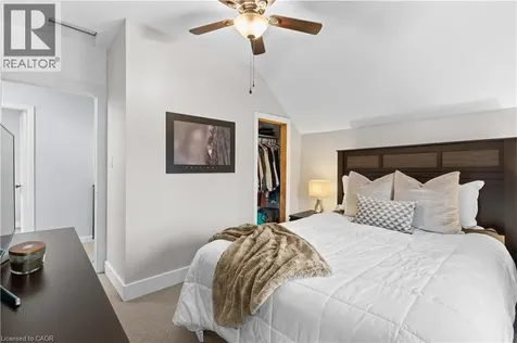109 Wilton Avenue Welland ON L3C 2A1