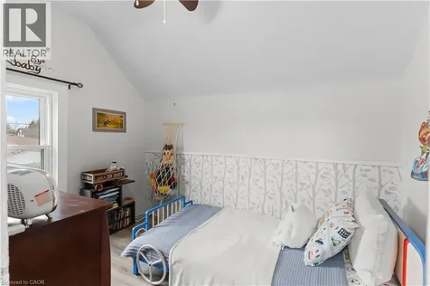 109 Wilton Avenue Welland ON L3C 2A1