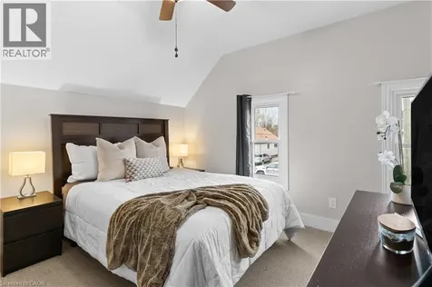 109 Wilton Avenue Welland ON L3C 2A1