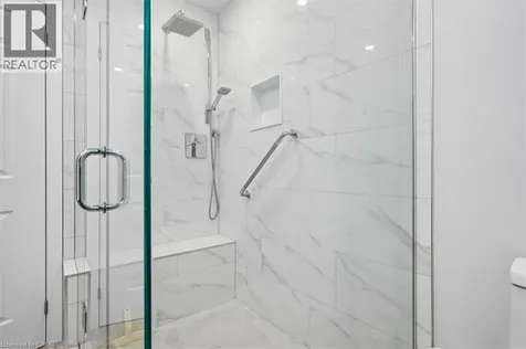 2218 Stillmeadow Road Mississauga ON L5B 1X4