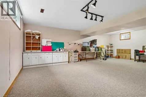 2218 Stillmeadow Road Mississauga ON L5B 1X4