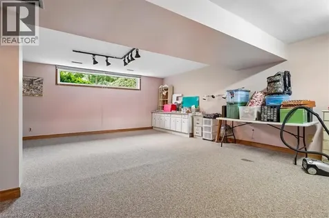 2218 Stillmeadow Road Mississauga ON L5B 1X4
