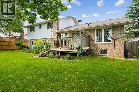 2218 Stillmeadow Road Mississauga ON L5B 1X4