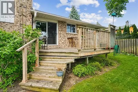 2218 Stillmeadow Road Mississauga ON L5B 1X4
