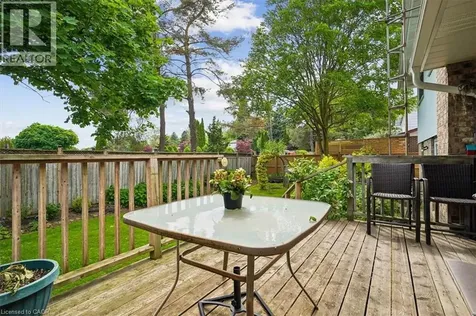 2218 Stillmeadow Road Mississauga ON L5B 1X4