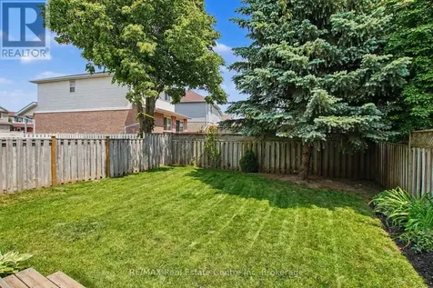 74 Activa Avenue Kitchener ON N2E 3R4