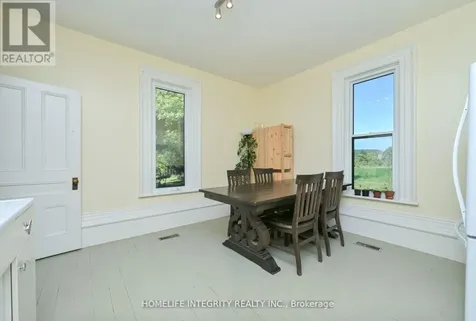 995305 Mono-adjala Townline Adjala-tosorontio ON L9R 1V1