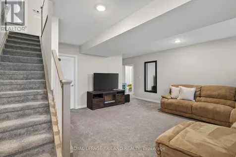 234 Peach Tree Boulevard St. Thomas ON N5R 0G8