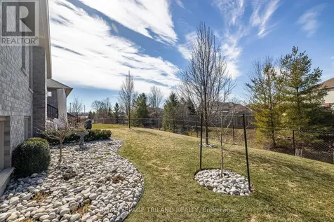 234 Peach Tree Boulevard St. Thomas ON N5R 0G8