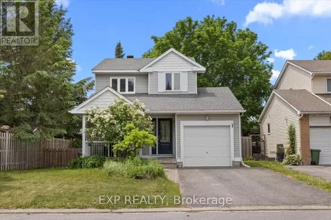 32 Flanders Street Ottawa ON K2J 3K1