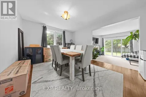 32 Flanders Street Ottawa ON K2J 3K1