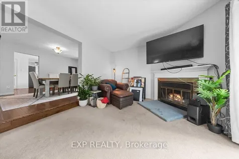 32 Flanders Street Ottawa ON K2J 3K1