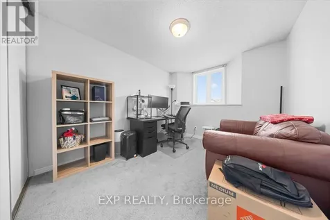 32 Flanders Street Ottawa ON K2J 3K1