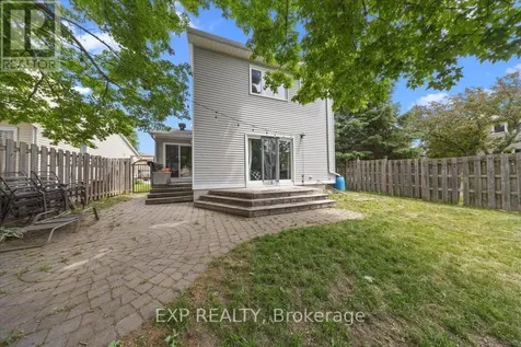 32 Flanders Street Ottawa ON K2J 3K1