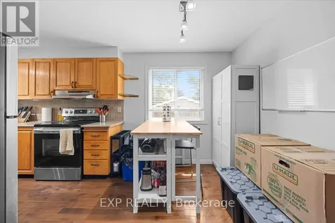 32 Flanders Street Ottawa ON K2J 3K1