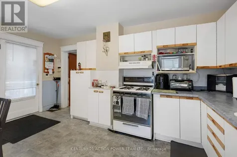 222 Montfort Street Ottawa ON K1L 5P4