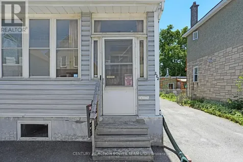 222 Montfort Street Ottawa ON K1L 5P4