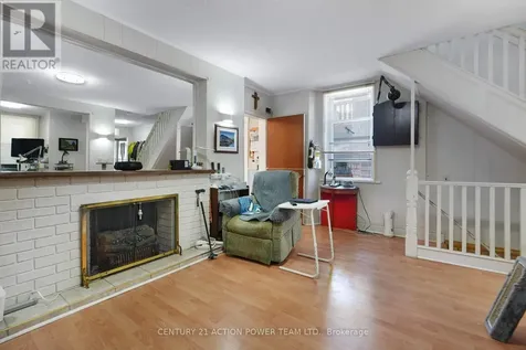 222 Montfort Street Ottawa ON K1L 5P4