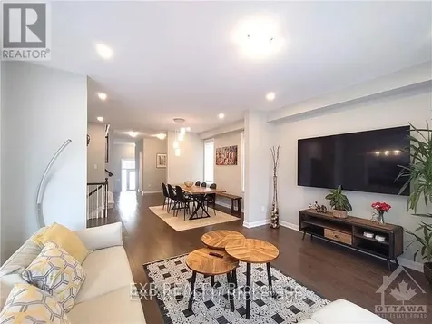 43 Sweet Pea Way Ottawa ON K2T 0P2