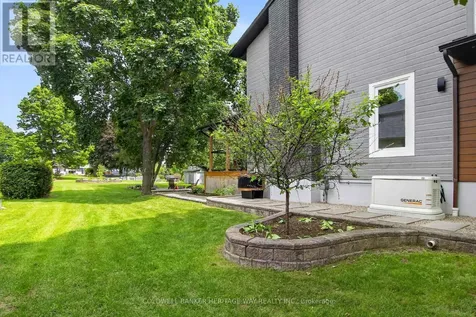 269 Lake Avenue East Carleton Place ON K7C 1J4