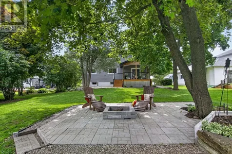 269 Lake Avenue East Carleton Place ON K7C 1J4