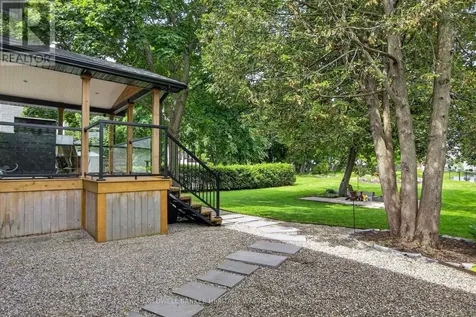 269 Lake Avenue East Carleton Place ON K7C 1J4
