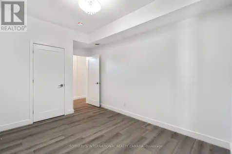 288 Duncairn Avenue Ottawa ON K1Z 7G9
