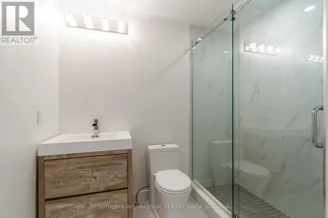 288 Duncairn Avenue Ottawa ON K1Z 7G9