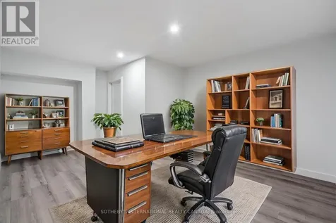 288 Duncairn Avenue Ottawa ON K1Z 7G9