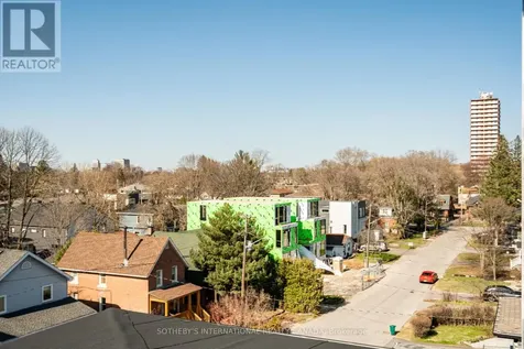 288 Duncairn Avenue Ottawa ON K1Z 7G9