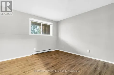 460 Fenerty Court Ottawa ON K2L 3A9