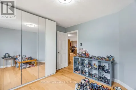 159 Borealis Crescent Ottawa ON K1K 4T9