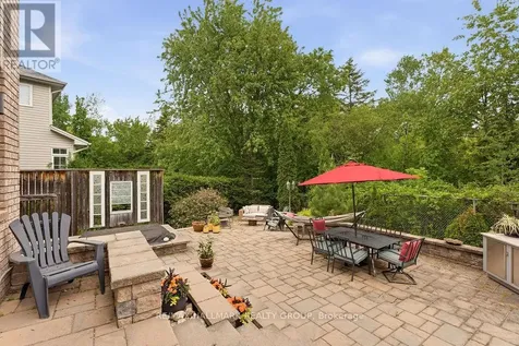 159 Borealis Crescent Ottawa ON K1K 4T9
